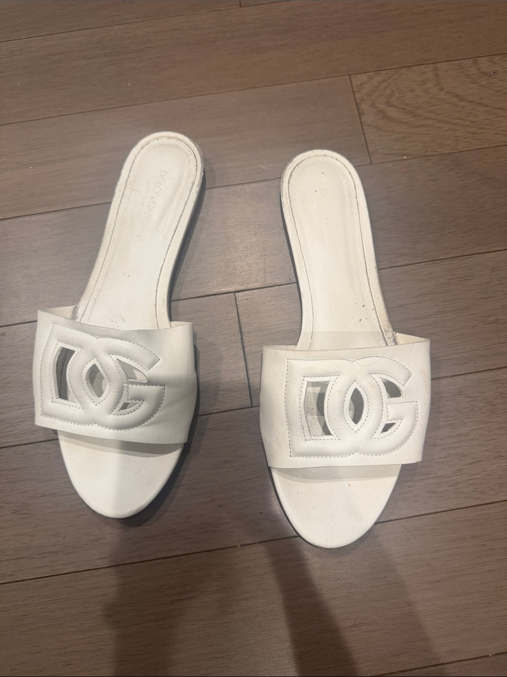 Dolce & Gabbana White Leather Logo Slide Sandals